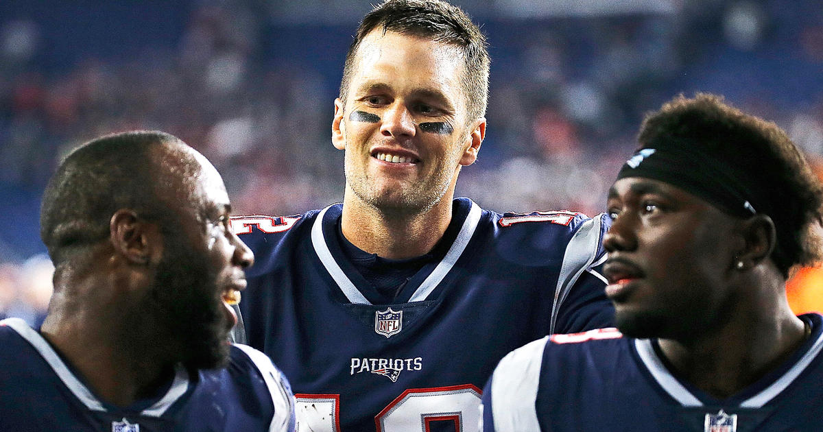 Tom Brady and Julian Edelman Have Some Jokes About Rob Gronkowski's  Broadcasting Debut