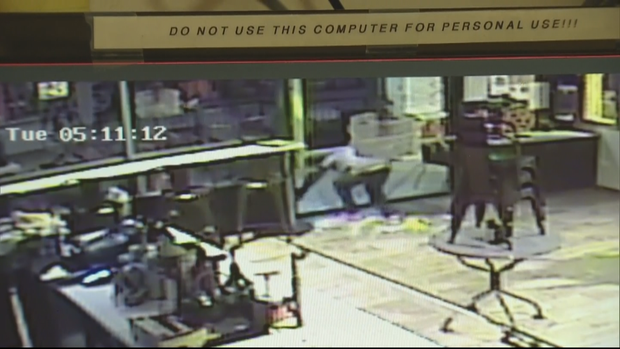 MORE SMASH AND GRABS 5PKG.transfer_frame_968