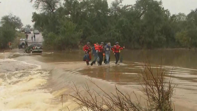 1017-en-txflooding-strassman-1687711-640x360.jpg 