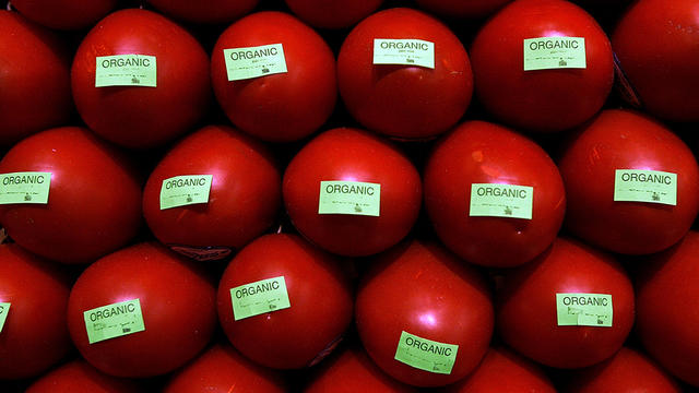 organic-tomatoes.jpg 