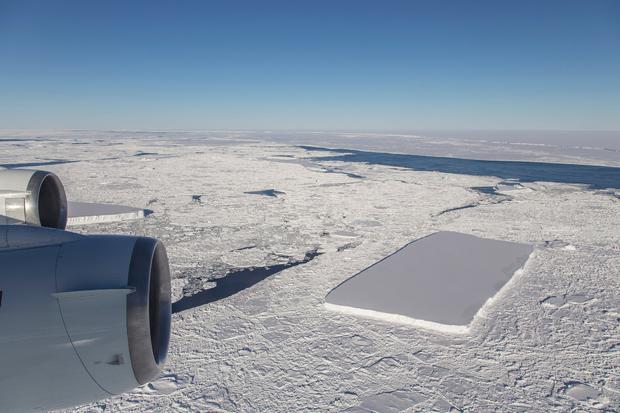NASA Rectangular Iceberg 