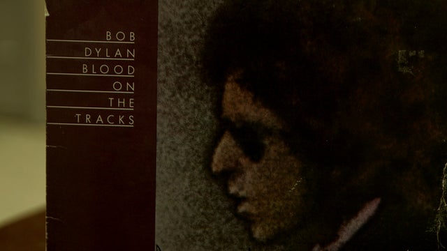 bob-dylan-blood-on-the-tracks.jpg 