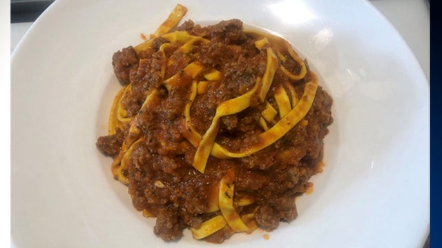 fettuccine_bolognese-1024x576.jpg 