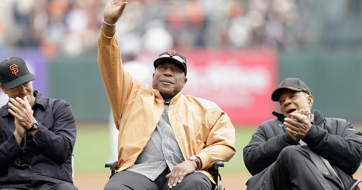 Willie McCovey, 80, Dies; Hall of Fame Slugger With the Giants - The New  York Times