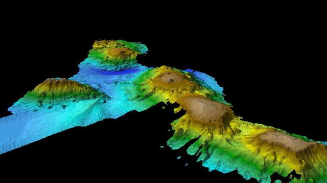 04-multibeam-mapping-of-seamount-chain2-csiro-2.jpg 