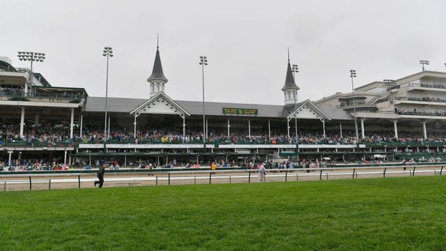 churchill-downs.jpg 