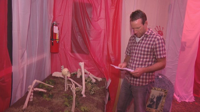 LIBRARY ESCAPE ROOM 10PKG_frame_2007 