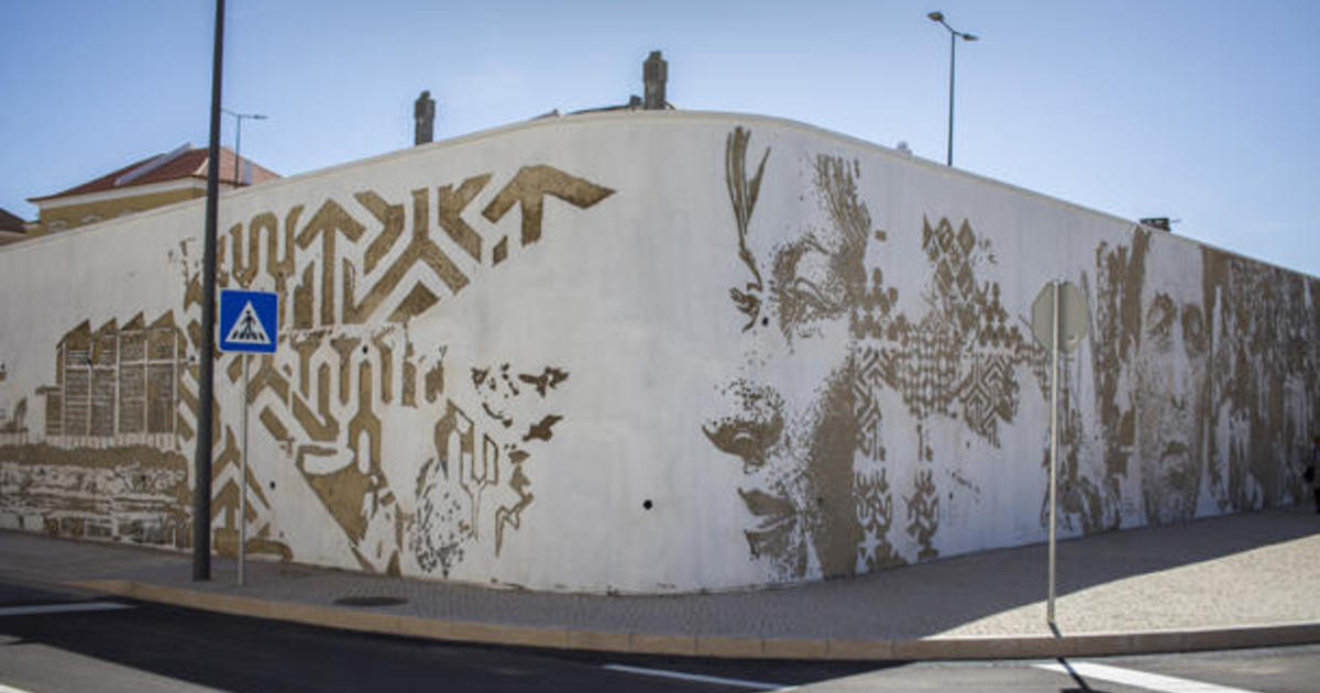 Sold at Auction: Alexandre Farto, VHILS (né en 1987) SYNCOPATE