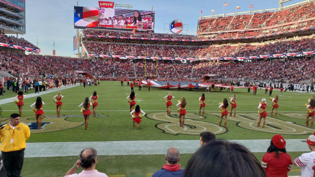 gold-rush-cheerleader-protest.jpg 