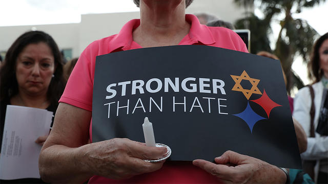 stronger-than-hate-synagogue.jpg 