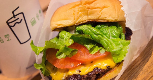 Drive-thru Shake Shack opens Wednesday in Baltimore - CBS Baltimore