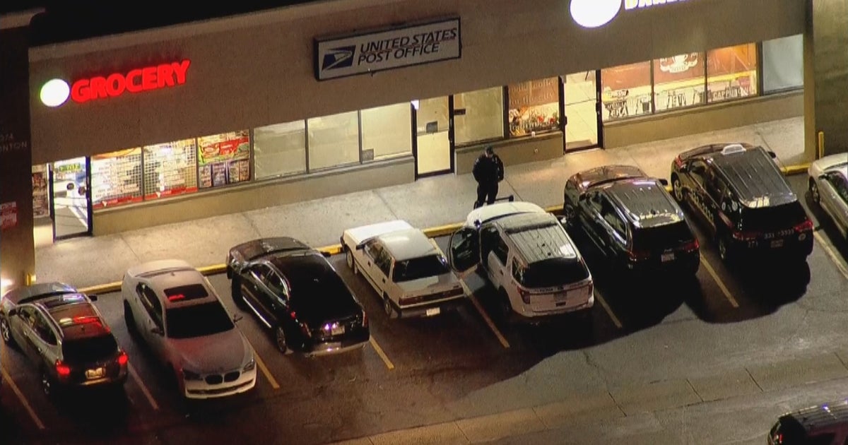 Police Investigate Whether Post Office Employees Were ZipTied During