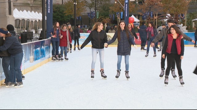 lns-dillworth-park-skating_frame_15781.jpg 