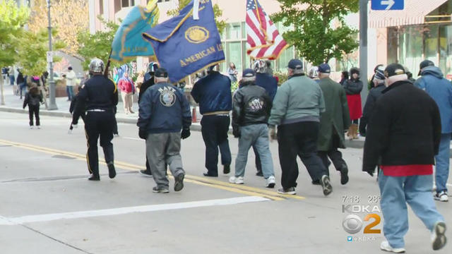 veterans-day-parade.jpg 