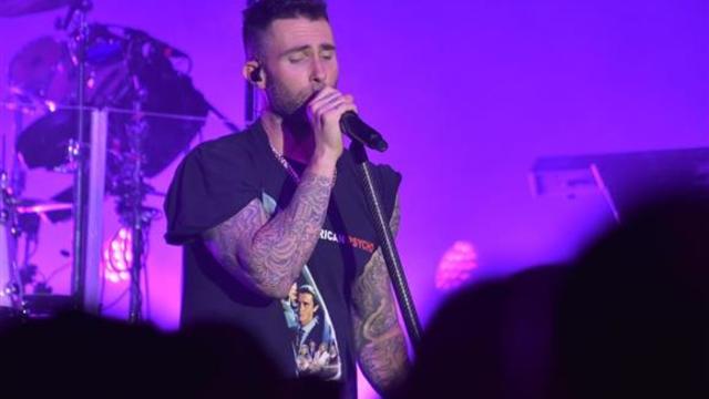 philly-fights-cancer-adam-levine-and-maroon-5-1-small.jpg 
