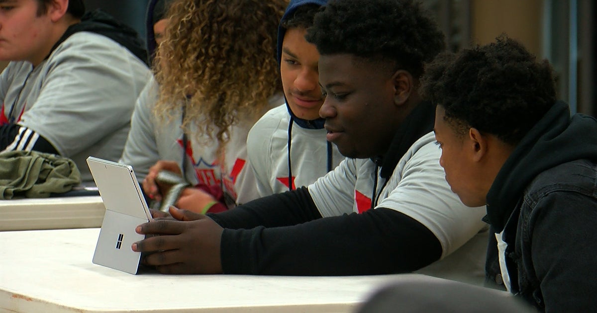 NFL, Microsoft Team Up To Find Future Sports Tech Experts - CBS Minnesota