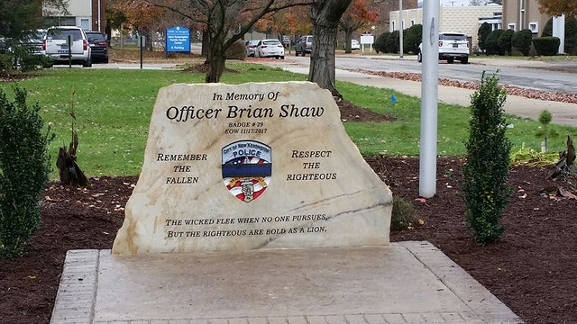 brian-shaw-monument.jpg 