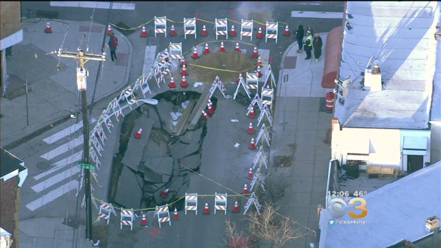 south-philadelphia-sinkhole.jpg 