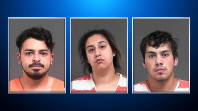 oscar-botello-aleesha-duran-john-kindle.jpg 