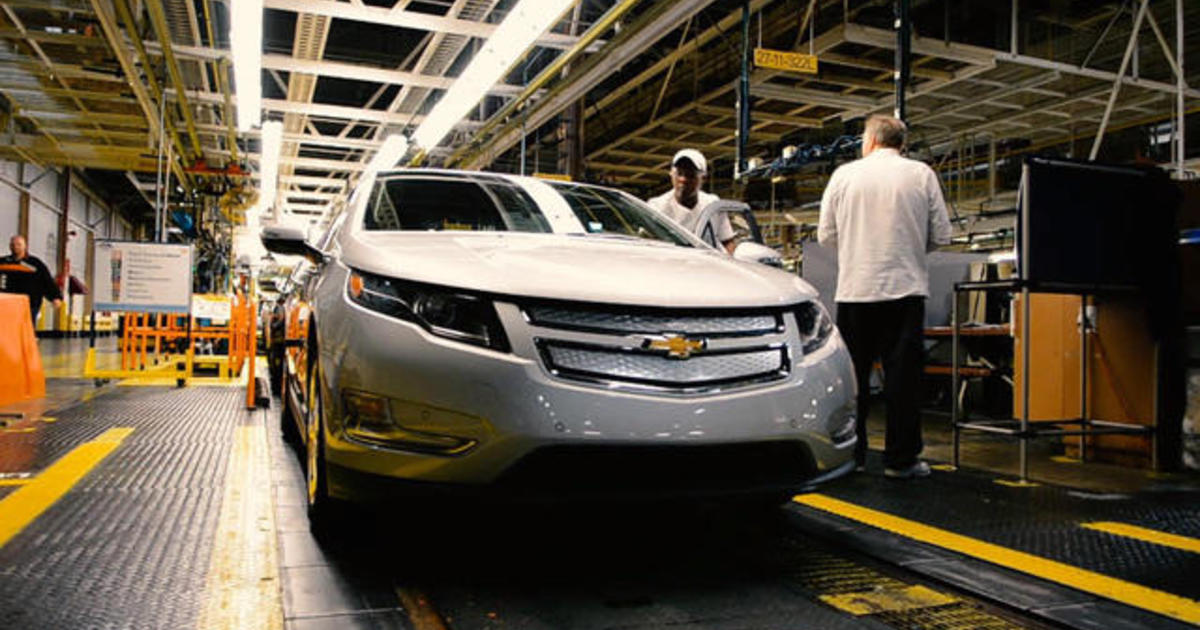 GM layoff announcement sparks controversy CBS News