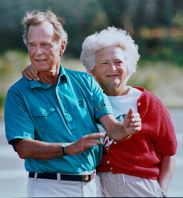 U.S. first lady Barbara Bush is pictured with President George H.W. Bush durina a presidential vacation in Kennebunkport 