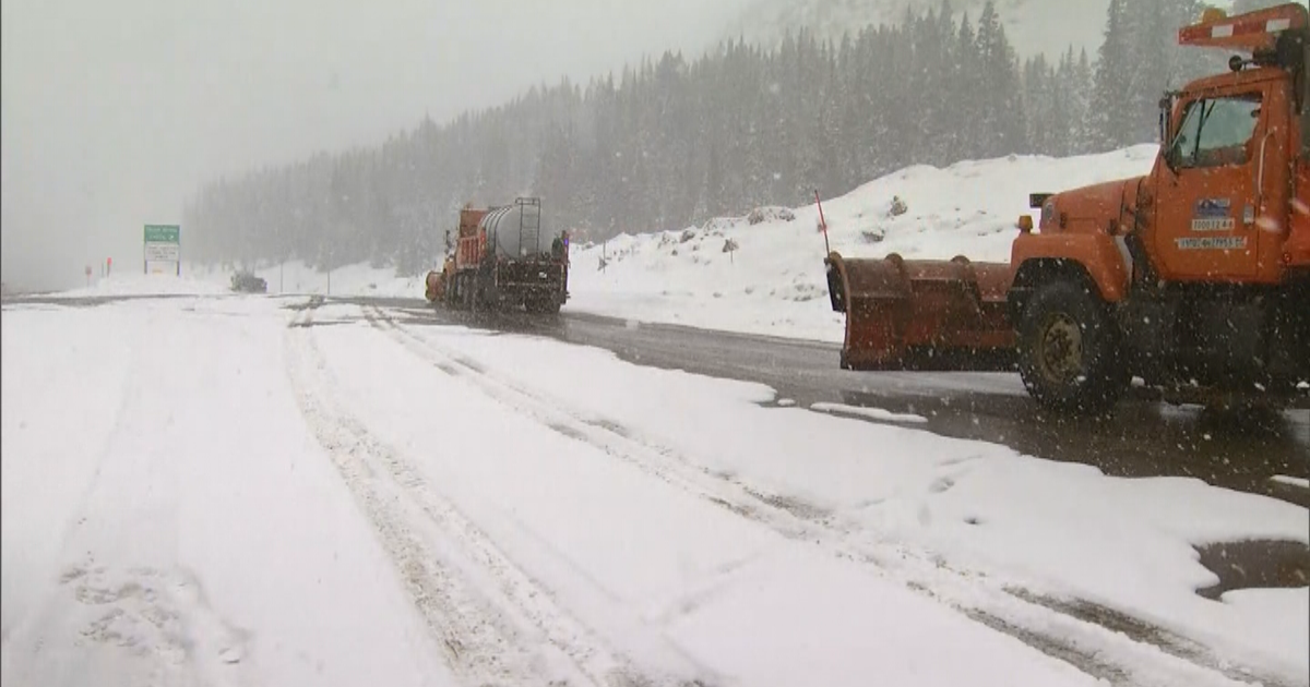 Snowplows Out In Force For Thanksgiving Week Snowstorm CBS Colorado