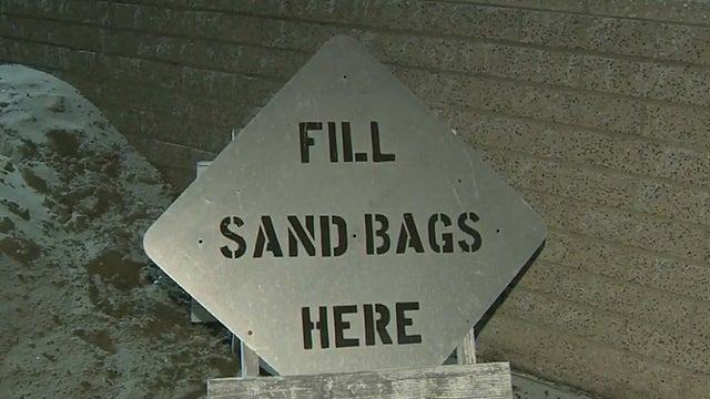 seal-beach-sand-bags.jpg 