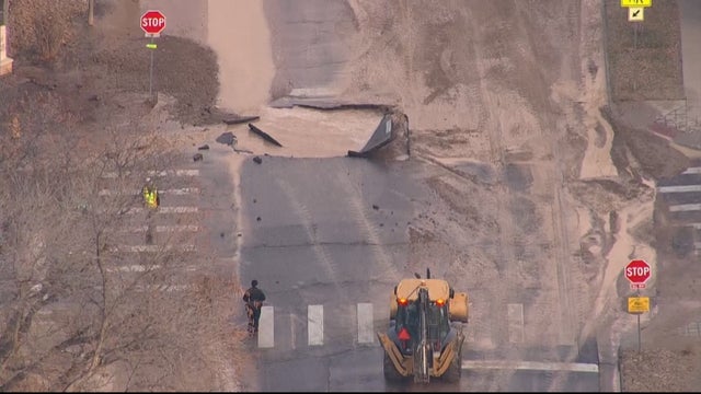 water-main-break-10vo_frame_0.jpg 