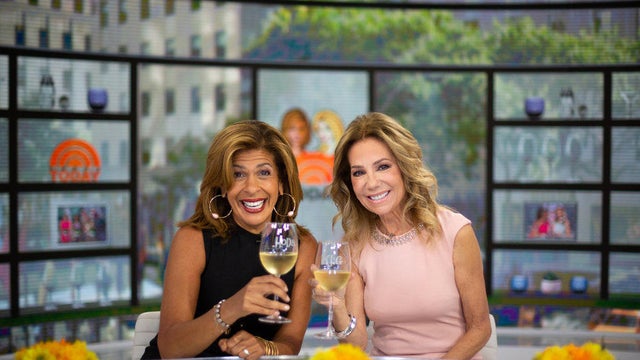 2017 CMT Music Awards - Red Carpet 