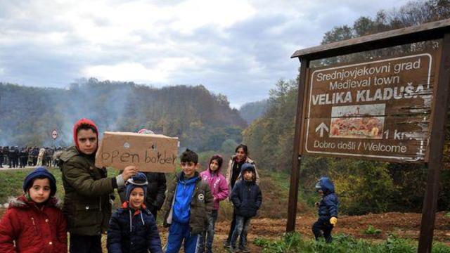 cbsn-fusion-migrant-crisis-escalates-in-bosnia-after-neighboring-countries-close-borders-thumbnail-1731662-640x360.jpg 