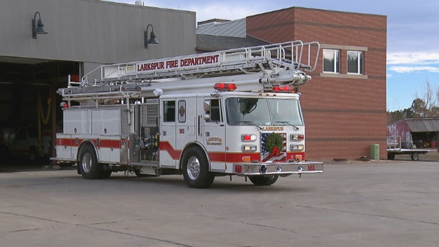 FIRE-DEPARTMENT-MONEY-6PKG_frame_743.jpg 