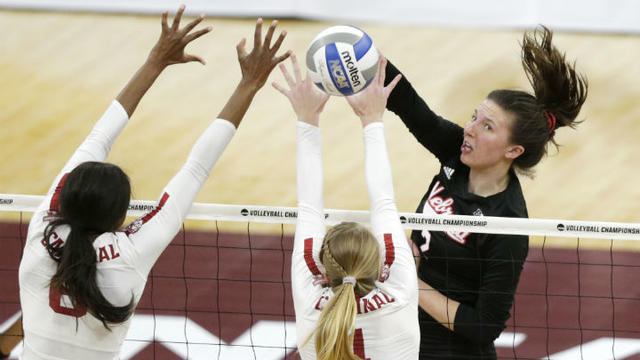 stanford-womens-volleyball-AP-photo.jpg 