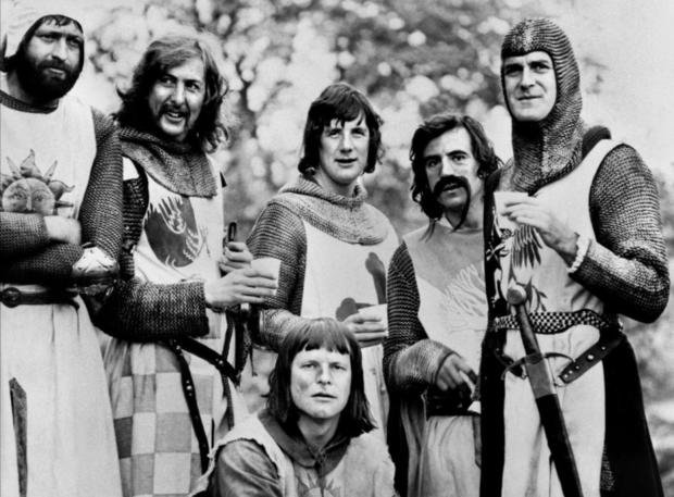 2-monty-python-and-the-holy-grail.jpg 