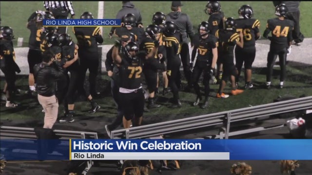RIO-LINDA-FOOTBALL.jpg 