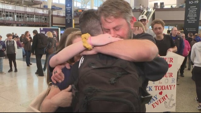 DIA HOLIDAY TRAVEL_frame_2075 