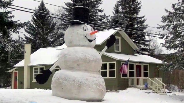 GiantSnowman.jpg 