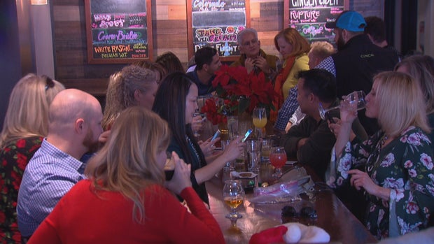 ORPHAN CHRISTMAS 6PKG.transfer_frame_2060 