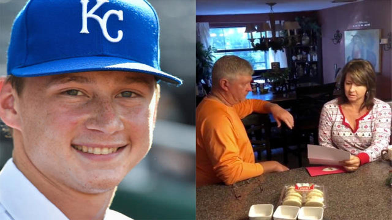Brady Singer contract: Rookie baseball player pays off parents' loan, debt  for Christmas after signing with Kansas City Royals - CBS News