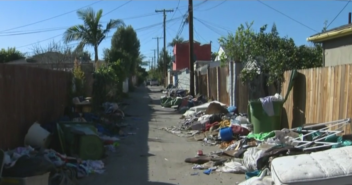 LA City Council Approves Plan To Address Illegal Dumping Of Trash - CBS ...