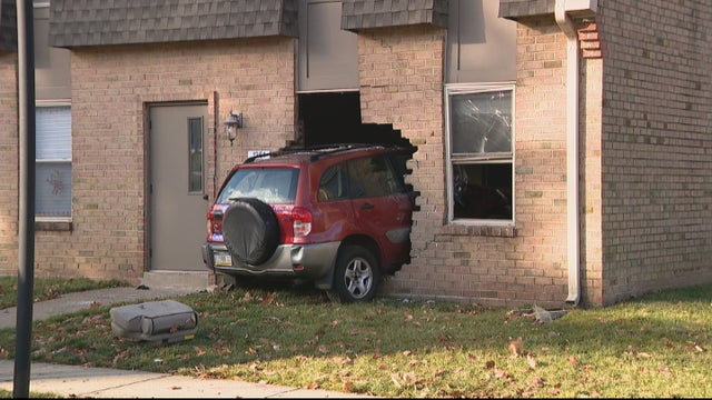 lns-Bucks-County-Car-into-Building-12.29_frame_608.jpg 