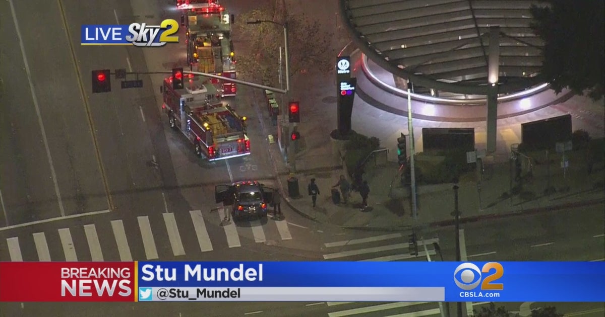 At Least 1 Person Hit By Red Line Train In Downtown LA - CBS Los Angeles