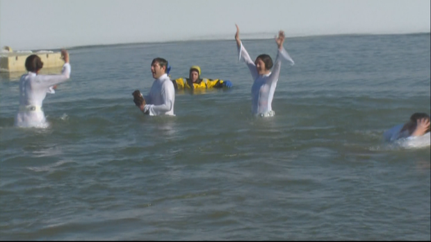 Bldr-Polar-Plunge_frame_8862.png 