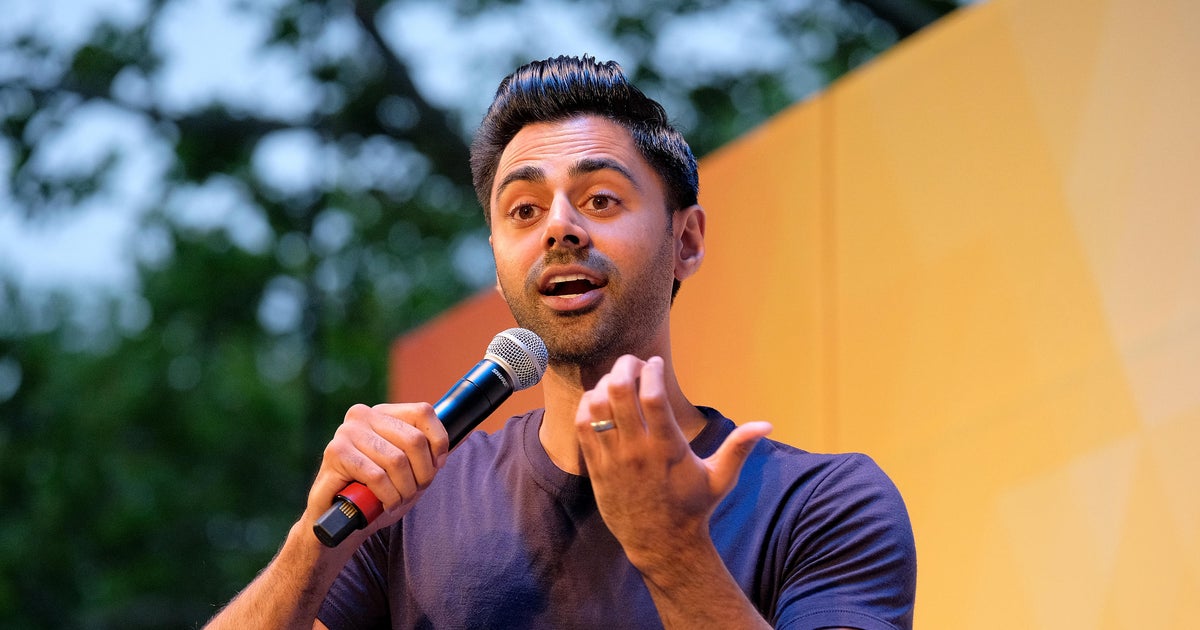 Hasan Minhaj calls for donations for Yemen after Netflix yanks episode ...