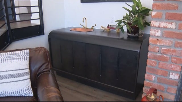 JOHN DENVER'S HOME 6PKG_frame_2198 