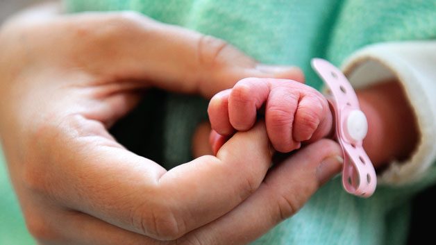 baby-hand1-e1545407407716.jpg 