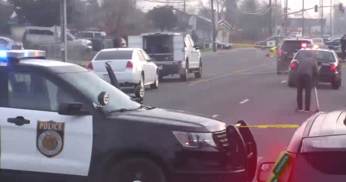 1 Person Dead After South Sacramento Crash - CBS Sacramento