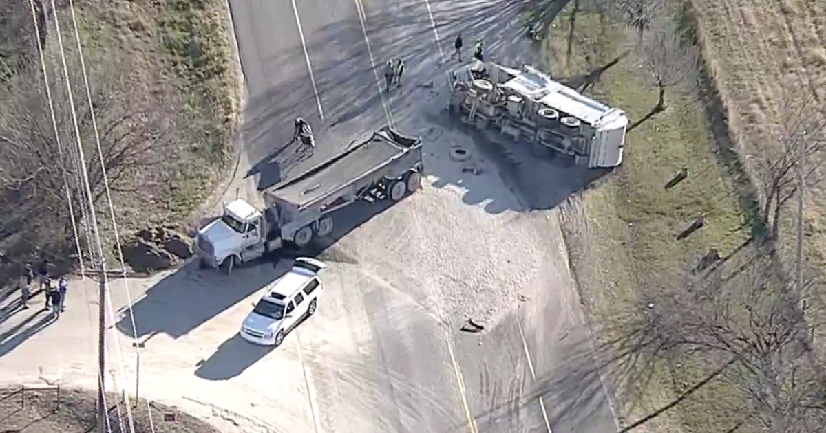 Deadly Crash Involving Big Rigs On Highway 377 In Denton County Shuts ...