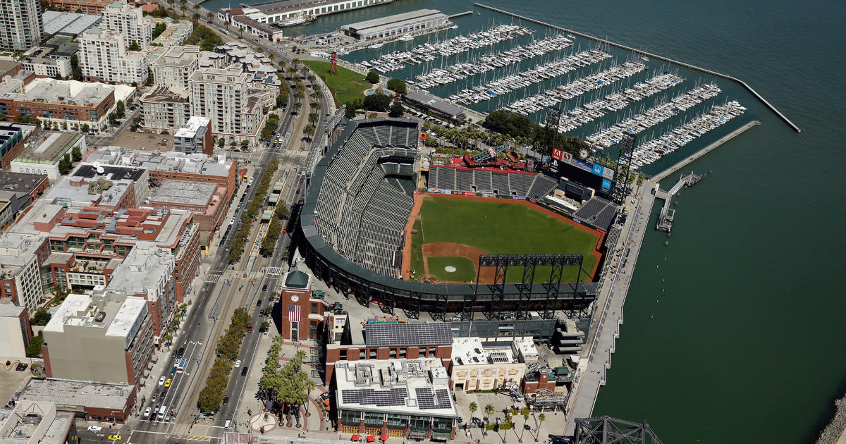 SF Giants changing ballpark name to Oracle Park