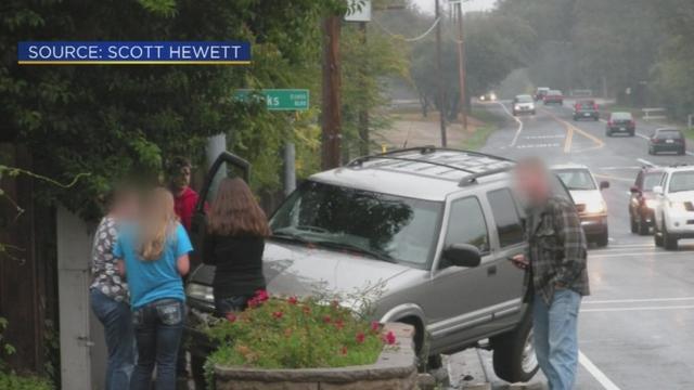 fair-oaks-old-auburn-crash.jpg 