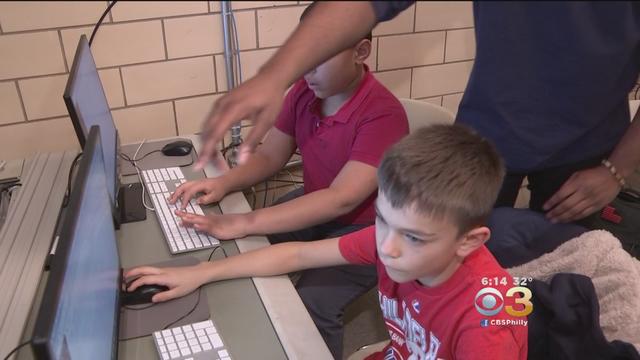 nonprofit-teaching-kids-coding.jpg 